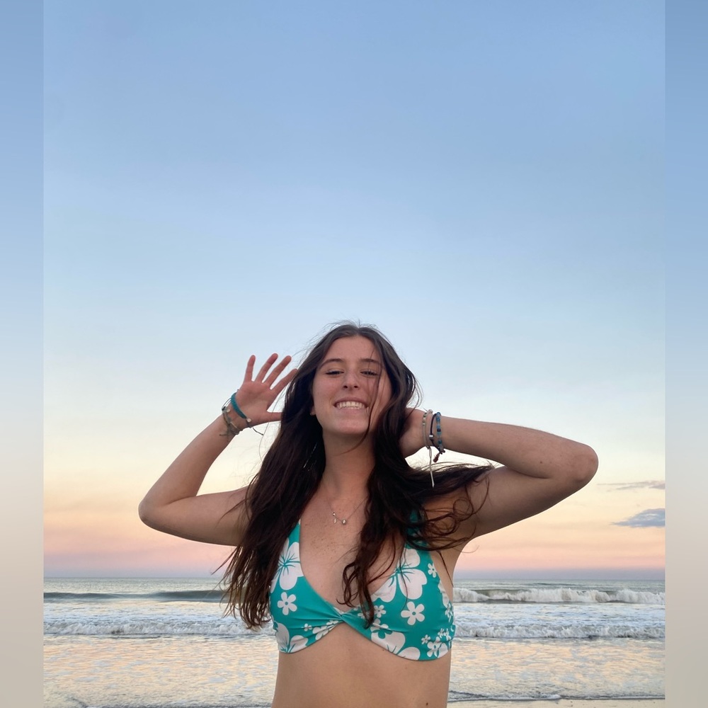 Meet your Posher, Brooke